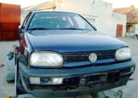 Parc auto Racasdia dezmembreaza Vw Golf 3