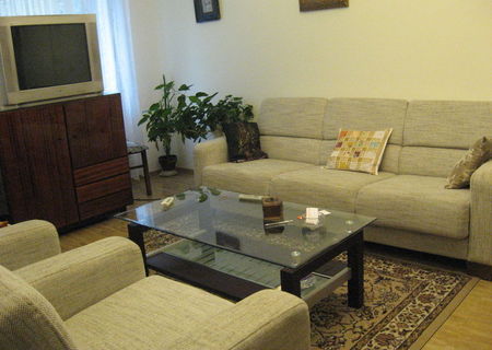 Particular Inchiriez apartament 2 camere 1 zona - Auchan