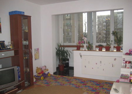 Particular vand 2 cam Drumul Taberei - Raul Doamnei Bucuresti