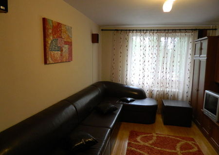 Particular vand apartament 3 camere Particular vand apartament 3 camere
