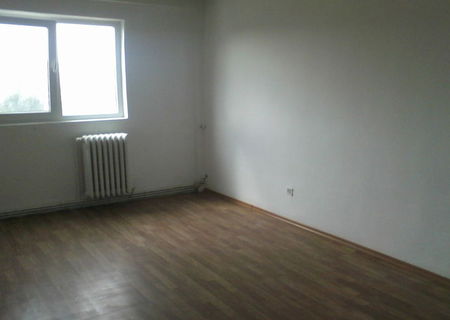 particular vand apartament 3 camere