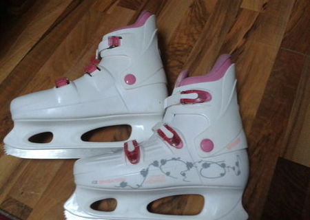 Patine fixe dama marimea 42