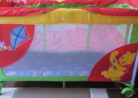Patut Baby Care cu doua nivele