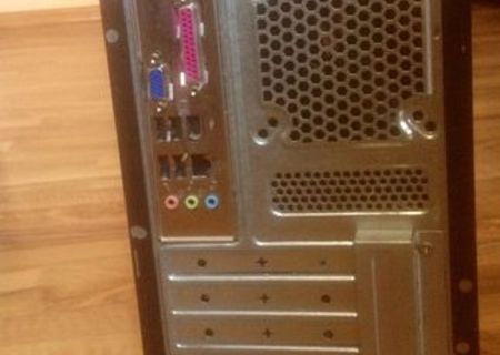 Pc Monitor boxe tastatura mouse Pc Monitor boxe tastatura mouse