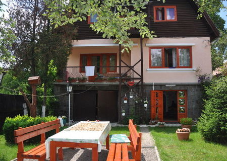 Pensiune frumoasa intr-un loc linistit in SOVATA Pensiune frumoasa intr-un loc linistit in SOVATA