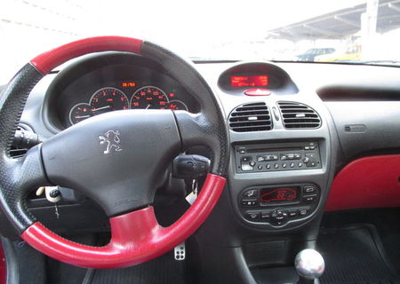Peugeot 206CC-full option