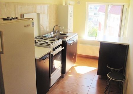 PF inchiriez apartament 2 camere COMPLEX