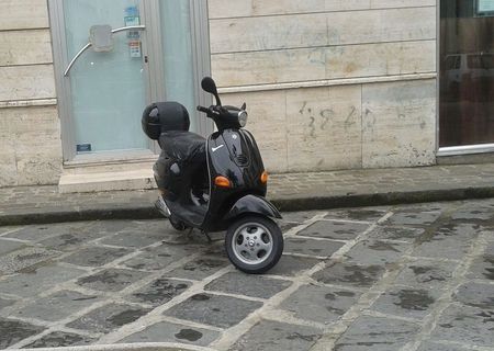 Piaggio Vespa