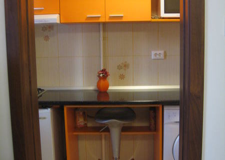 Piata VICTORIEI - Dr. FELIX - PROPRIETAR