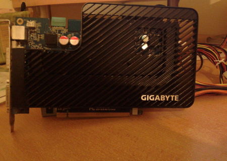 placa video Gigabyte GeForce 8600GT 256 MB DDR3 128 - bit