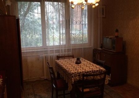 PRET UNIC! Vand apartament in Zona Tipografilor, str. Vasile Lucaci PRET UNIC! Vand apartament in Zona Tipografilor, str. Vasile Lucaci