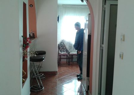 proprietar vand ap 2cam