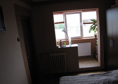 Proprietar - vand apartament 2 camere Proprietar - vand apartament 2 camere