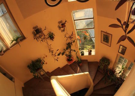 Proprietar Vila Baicului - etaj 1 (apt 4 camere)+mansarda (2 incaperi) Proprietar Vila Baicului - etaj 1 (apt 4 camere)+mansarda (2 incaperi)
