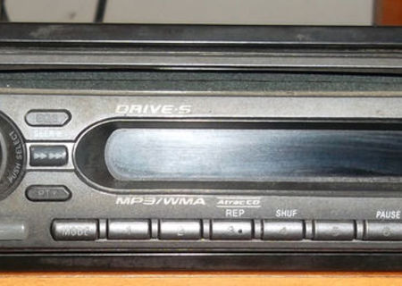 Radio CD auto Sony CDX-GT200 Radio CD auto Sony CDX-GT200