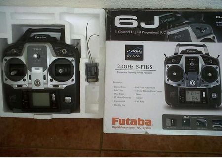 Radiocomanda Futaba T6J-R2006GS 2.4GHz FHSS