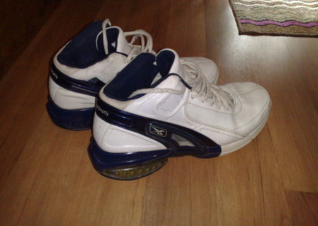 REEBOK TRACTION 360