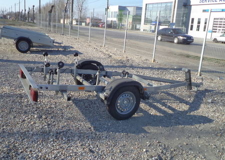 Remorca transport barci Remorca transport barci