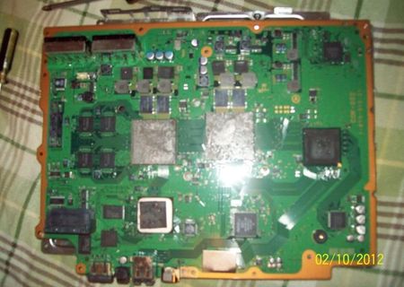 REPARATII / REFLOW XBOX 360 RROD SI PS3 YLOD/GLOD / RSOD/FAN MOD 12 volti REPARATII / REFLOW XBOX 360 RROD SI PS3 YLOD/GLOD / RSOD/FAN MOD 12 volti