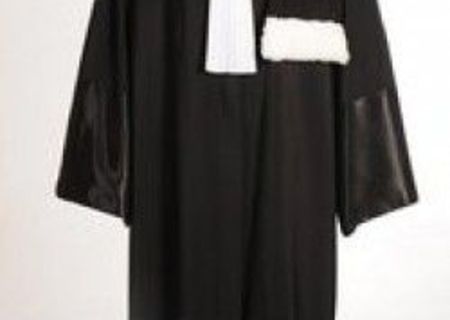 Robe pentru avocati, robe de festivitaiti Robe pentru avocati, robe de festivitaiti