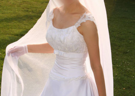 rochie de mireasa rochie de mireasa