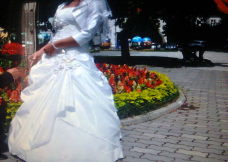 rochie de mireasa
