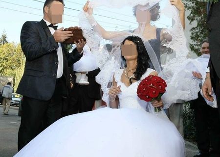 Rochie mireasa 2014 Rochie mireasa 2014
