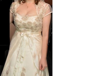 rochie mireasa deosebita rochie mireasa deosebita