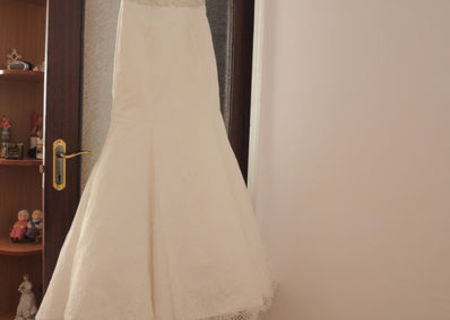 Rochie mireasa tip sirena Rochie mireasa tip sirena
