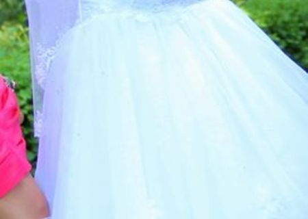 Rochie mireasa+voal Rochie mireasa+voal