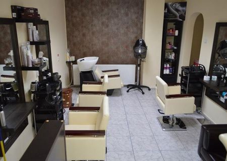 salon infrumusetare complet utilat salon infrumusetare complet utilat