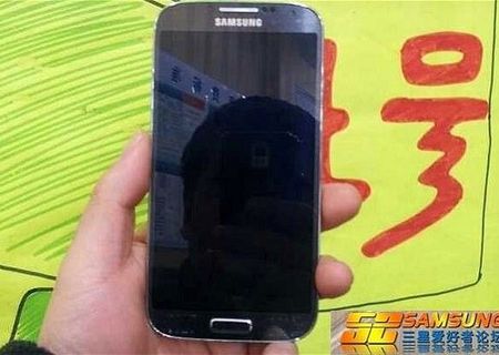 samsung galaxy s4 urban grey  impecabil