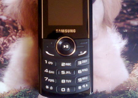 samsung gt-e2230