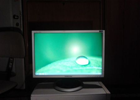 Samsung syncmaster 940nw