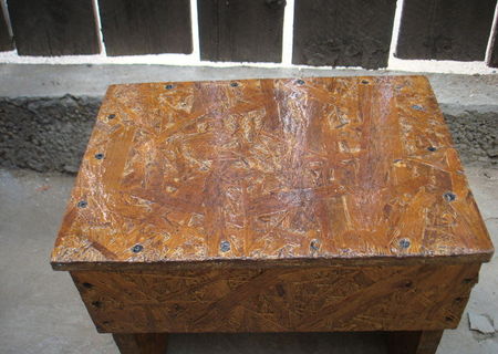 scaunele osb