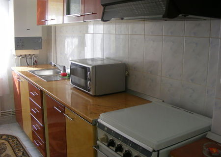 Schimb garsonieră pentru 1-3-5-7ani Stațiunea Tîrgu-Ocna cu București!