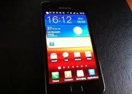 Schimb Samsung Galaxy SII 16GB , Cu iPhone 4 16 GB Neverlocked.