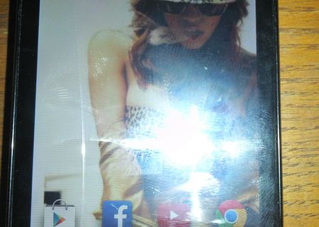 Schimb/Vand Huawei ascend y300!!!