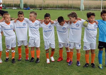 Scoala Cursuri Fotbal Copii & Juniori Sport Team Bucuresti Scoala Cursuri Fotbal Copii & Juniori Sport Team Bucuresti