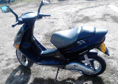 scooter aprilia