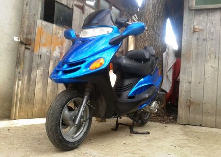 Scooter Kymco de vanzare