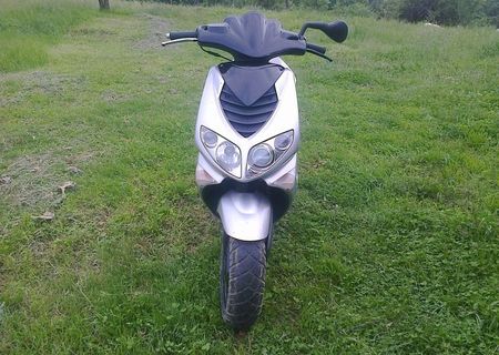 scuter peugeot 49cc