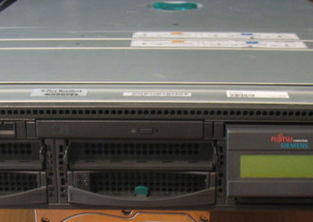 Server Fujitsu Dual Xeon (2x2800-3G RAM-146G SCSI 15.000 ROTATII)=449ron