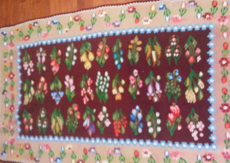 Set 1 carpeta mare si doua mici, din lana, tesute manual