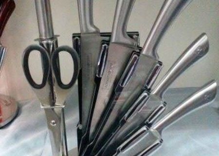 Set 5 cutite cu suport