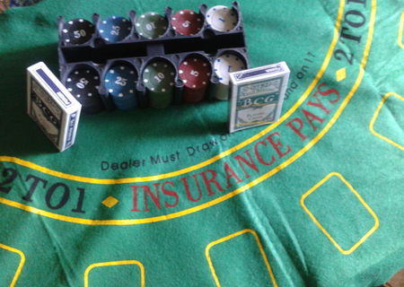 Set Poker (jetoane, carti de joc , fata masa poker)