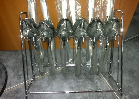 set tacamuri 24 pcs