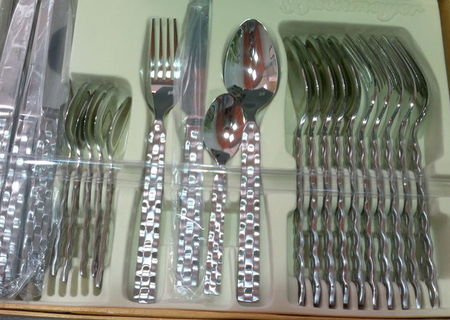 set tacamuri 24 pcs