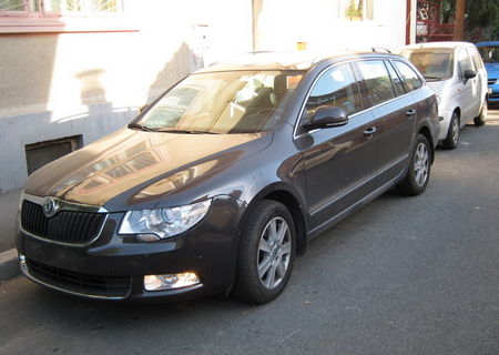 Skoda Superb Combi (Mocca Brown metalizat) 2010