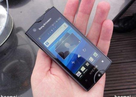 sony st18 ray, original, decodat, pret 350 ron